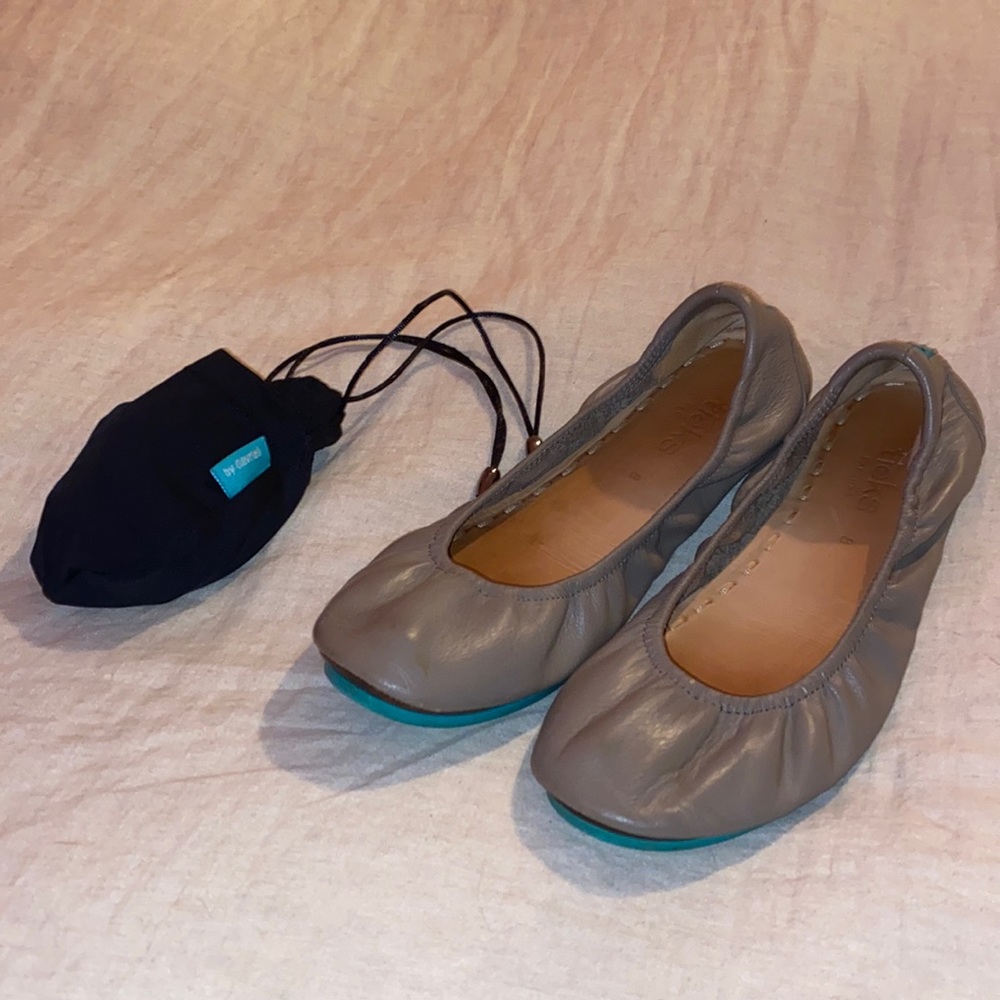 Tieks in Nude size 8